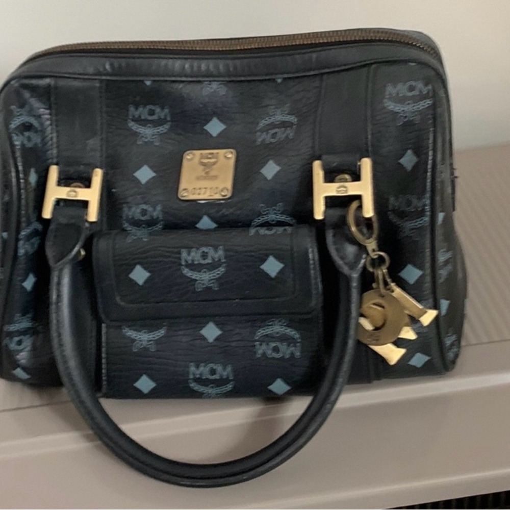 MCM Black speedy